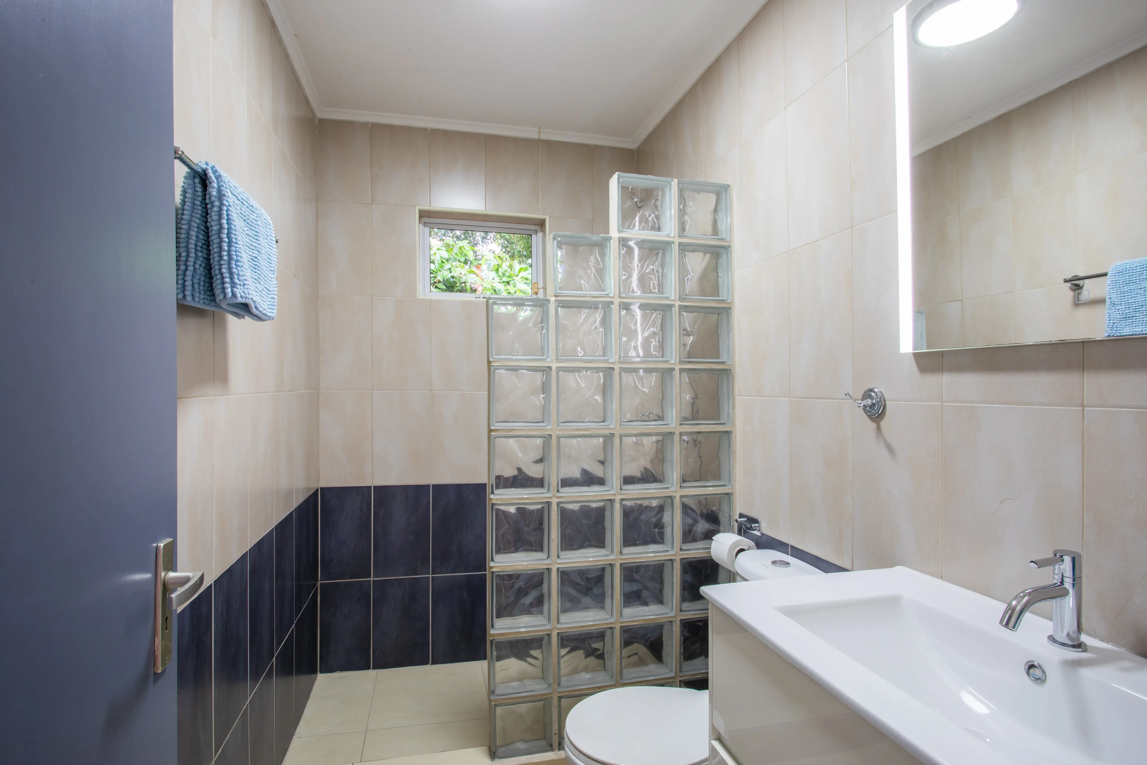 Badkamer Kas Granjero